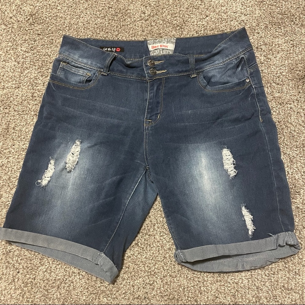 Hot kiss Mid-rise Midi Jean Bermuda shirts